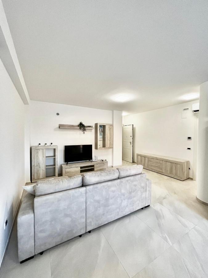 Sun Beach Apartment - New ซัน เบเนเดตโต เดล ตรอนโต ภายนอก รูปภาพ